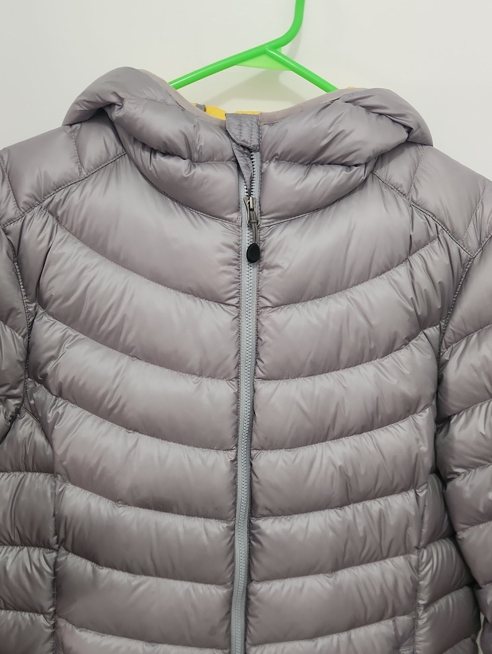 L.L. Bean Women's Grey Down Jacket Coat With Hood Size Large - Picture 4 of 13